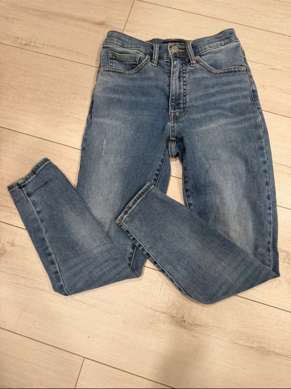 Lucky Brand Women's Skinny Jeans in Faded Blue Wash
